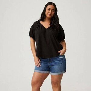 Torrid women plus size 1X knit gauze notch neck top black blouse short sleeve
